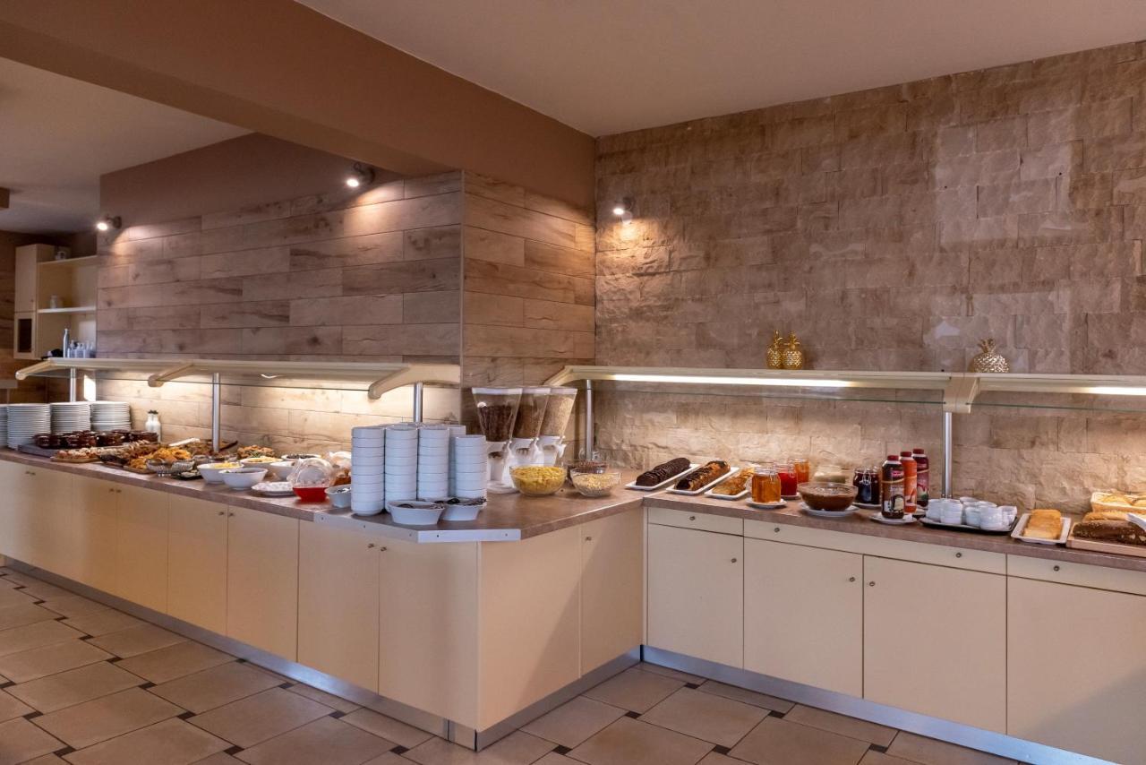 Eurohotel Theo Hotel Agia Marina Екстериор снимка