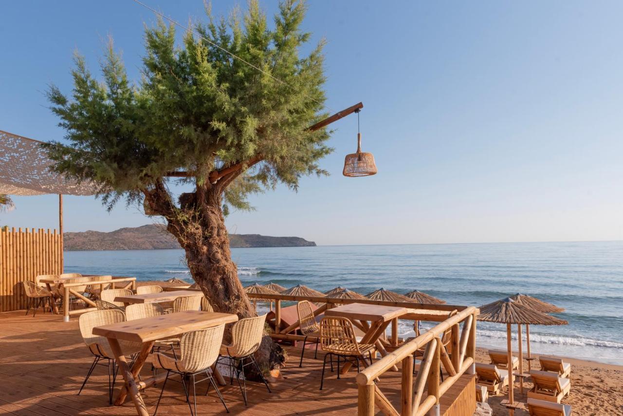 Eurohotel Theo Hotel Agia Marina Екстериор снимка