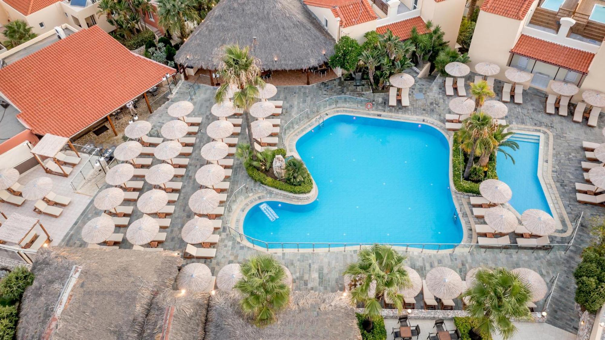 Eurohotel Theo Hotel Agia Marina Екстериор снимка